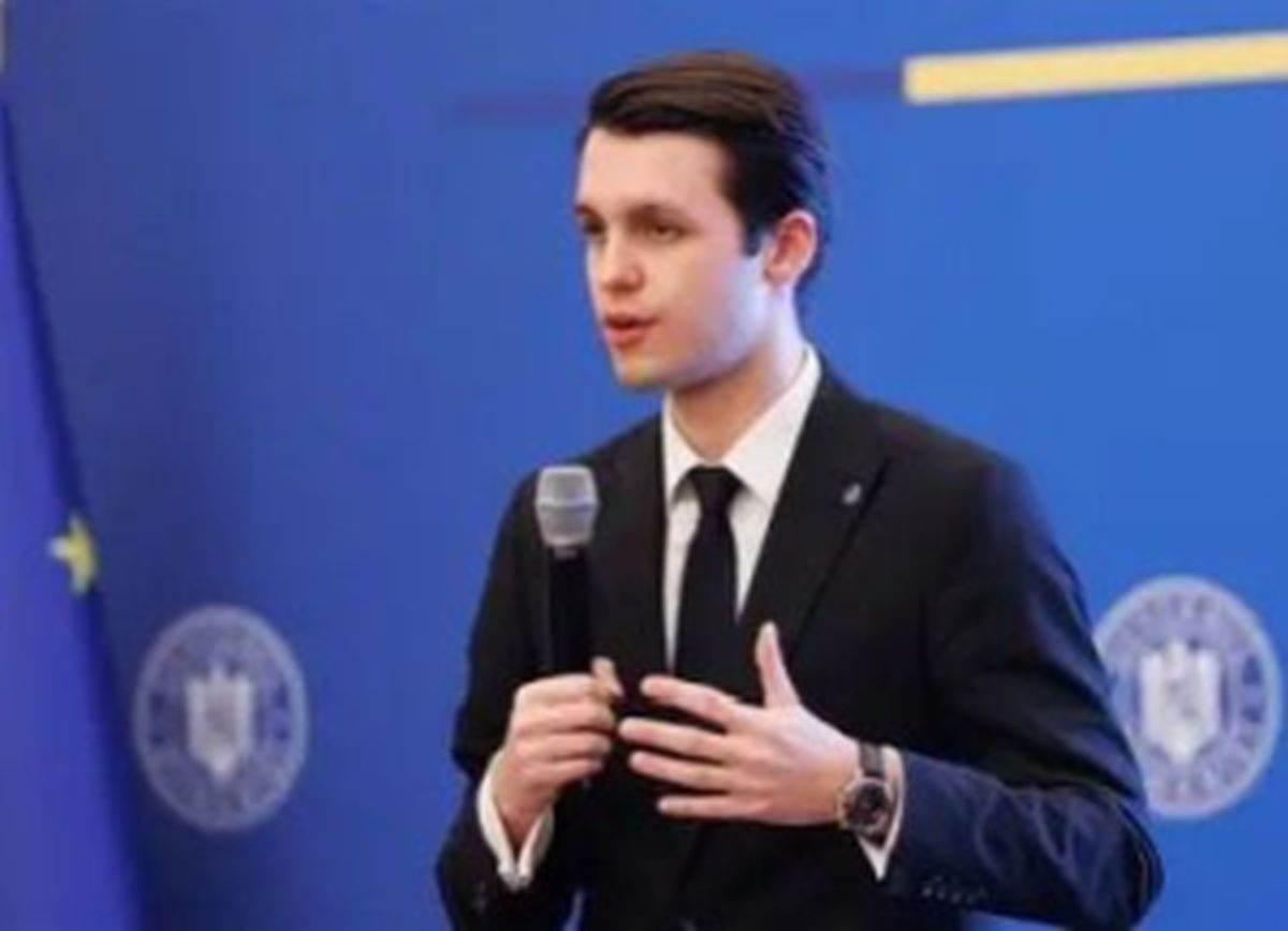 Niculae (ADR): Digitalizarea trebuie să simplifice birocraţia, nu doar să o mute online